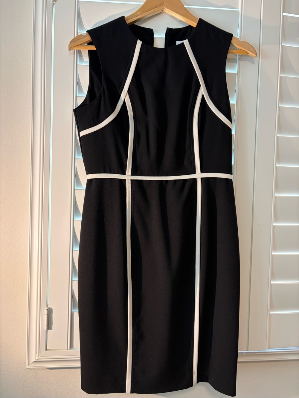Calvin Klein Black Sheath Dress with White Piping Size 4P